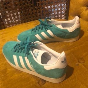 Adidas Gazelle teal size 9